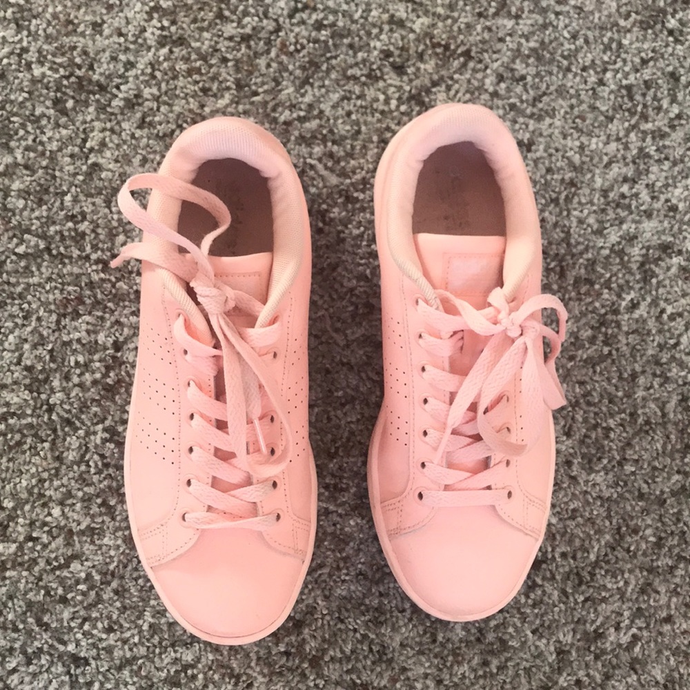 Pink Adidas cloud foam tennis shoes